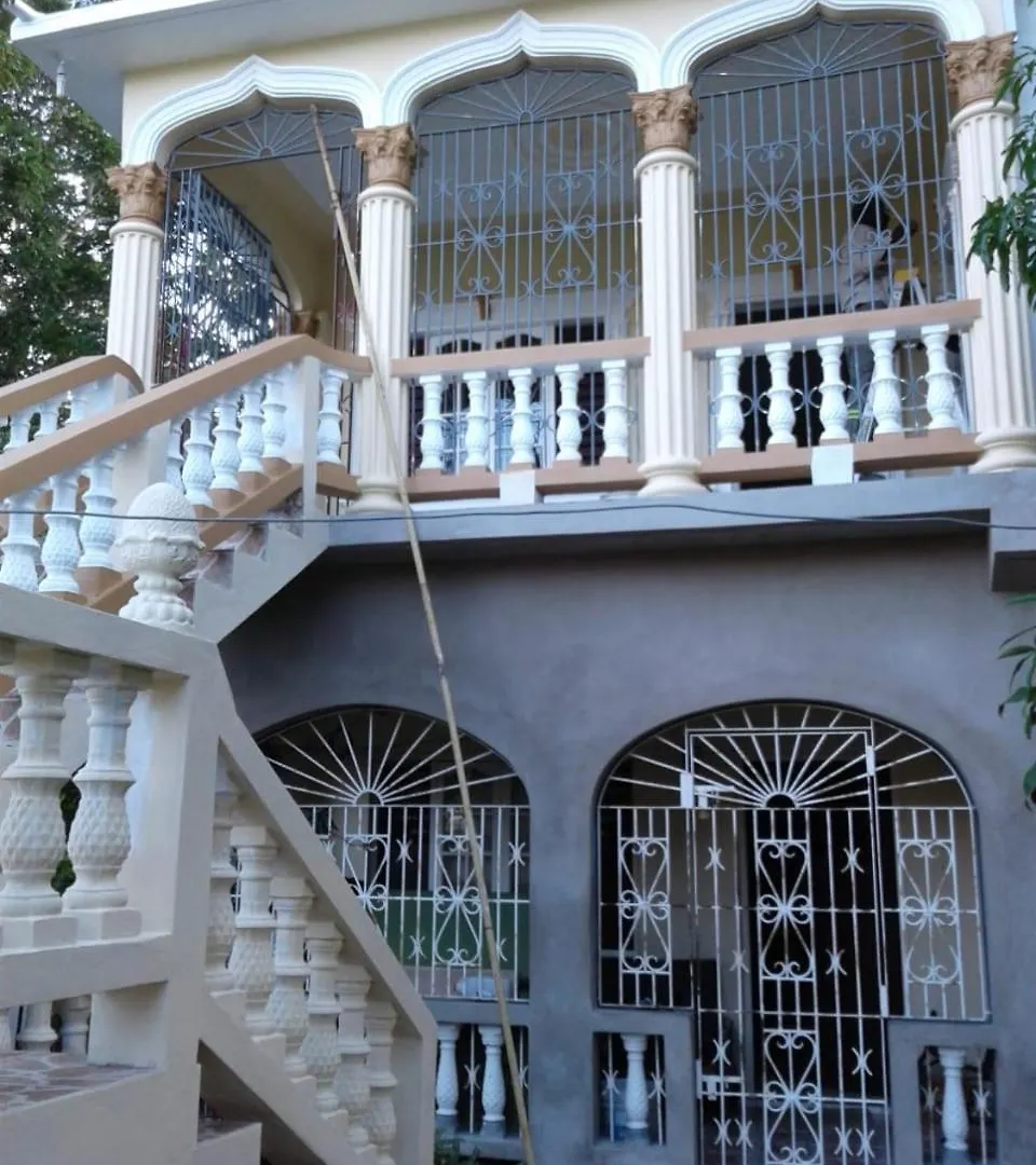 Ocean Breeze Retreat Jamaica Ocho Rios Getaway Apartment 0*,  Jamaica